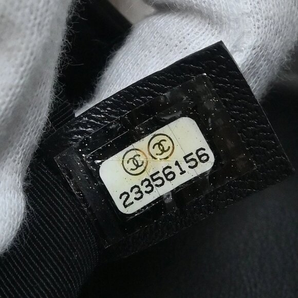 Chanel Black Chevron Lambskin Small Chain Shoulder Bag - Picture 9 of 10